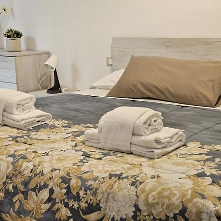 Be Your Home - Stendardi'S House Rome Bagian luar foto