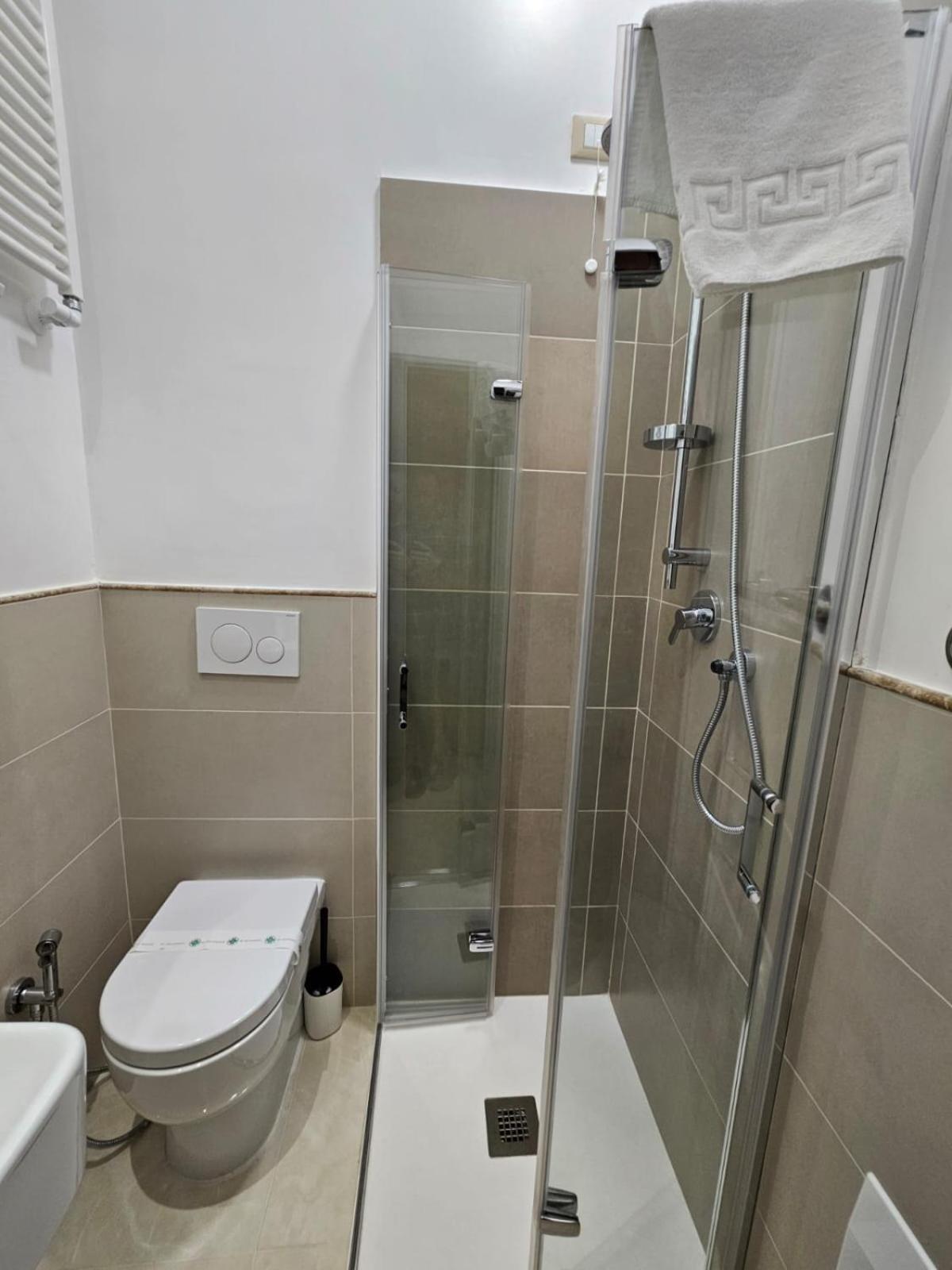 Be Your Home - Stendardi'S House Rome Bagian luar foto